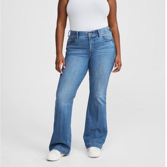 Torrid Bombshell Blue Flare Wide Leg Jeans with Distressed Look Size 10S - Picture 6 of 7